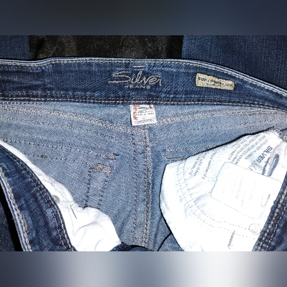 Silver Jeans (flawed) - Picture 2 of 9